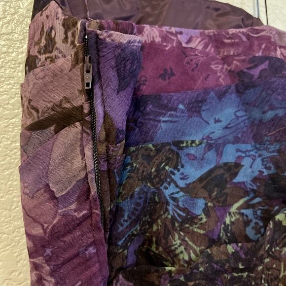 Albert Nipon silk top and skirt set - Picture 3 of 7